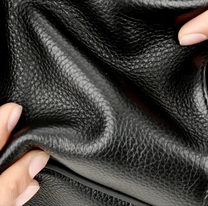 Мъжка черна кожена чантичка с дръжка/Премиум естест. кожа -10%Промоция