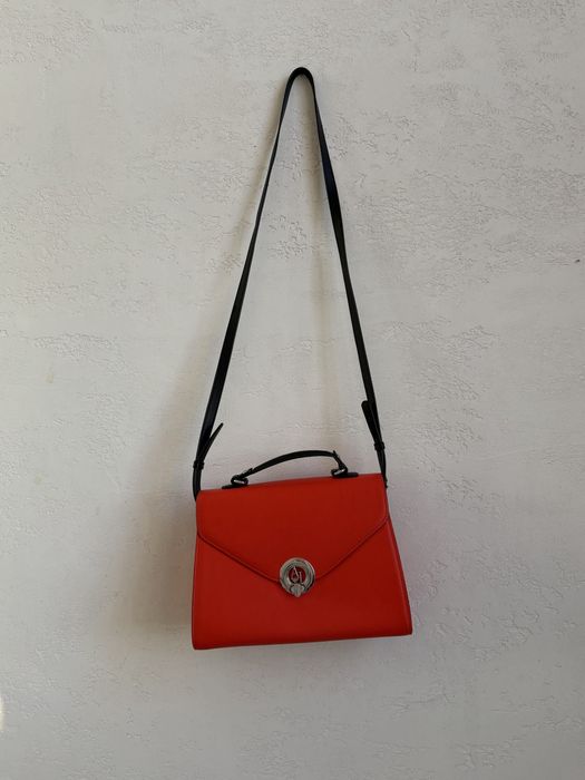 Сумка Armani Jeans на ремешке через плечо