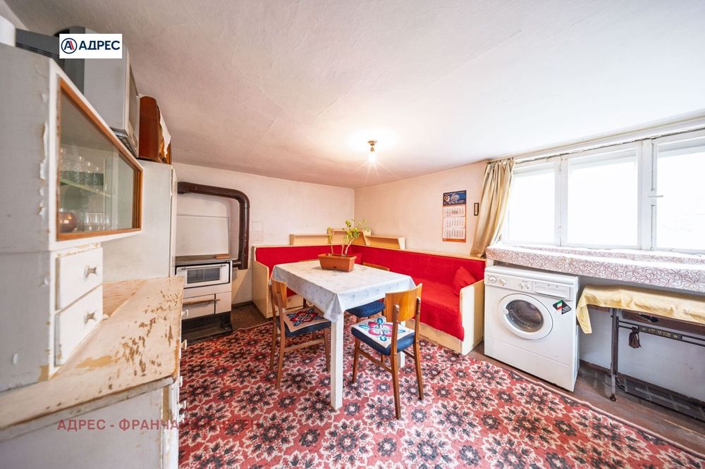 Къща в Ловеч-Младост площ 124 цена 113000