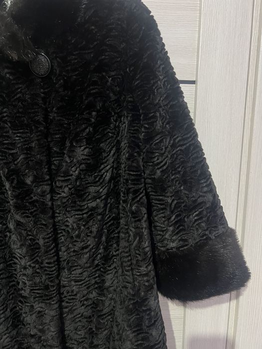 Шуба и куртка сатылады