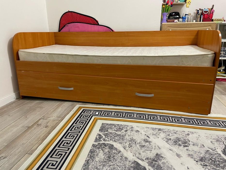 Продается кровать двухъядерная