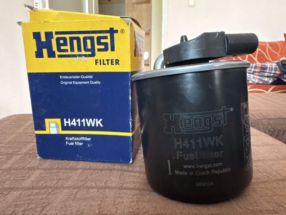 Горивен филтър Hengst H411WK