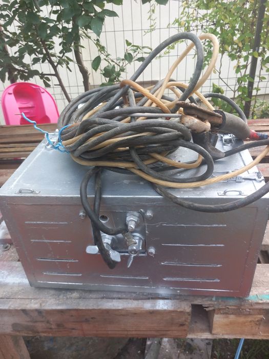 Aparat de sudura industrial bobinaj pe bara cupru primar și secundar