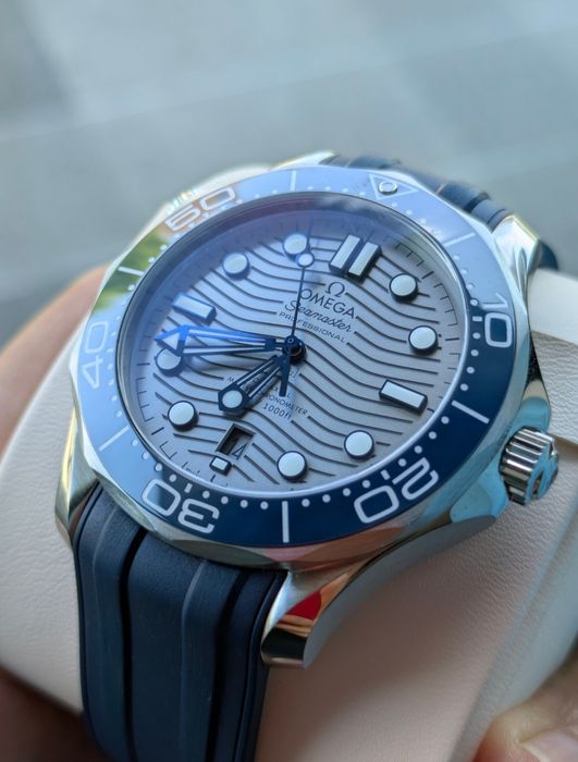 Omega Seamaster Diver 300M (2023) / Сив циферблат / Full Set