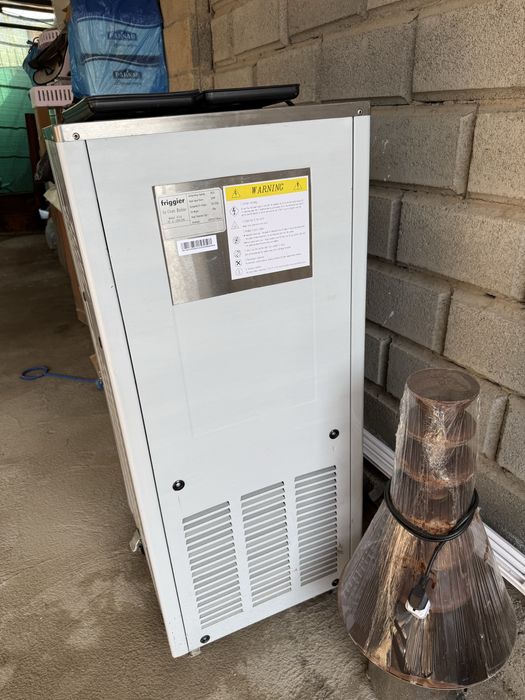 Фризер аппарат мороженое