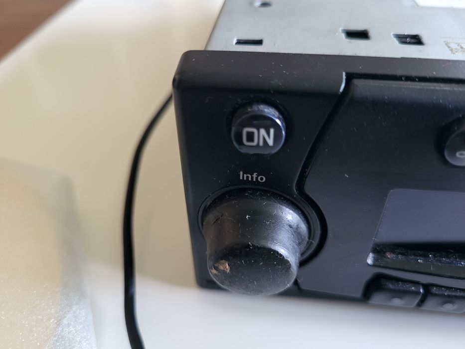 Becker Traffic Pro High BE7820 навигация за кола с блутут Parrot