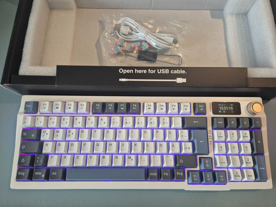 [REDUCERE-54%][GARANTIE 1 AN] Tastatura mecanica RedThunder K95 Ecran TFT Rotiță Gasket 8000mAh Open Box