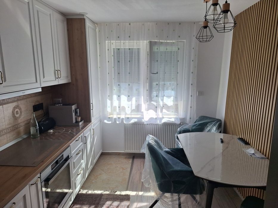 Apartament de vanzare!