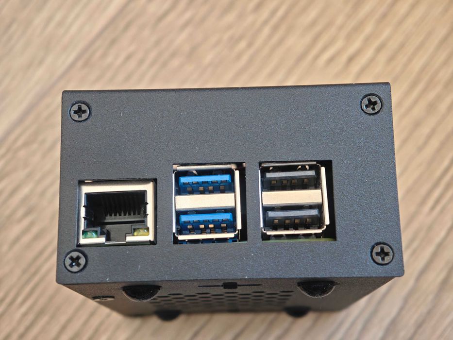 Raspberry Pi 5 - 8GB RAM + пълен комплект аксесоари