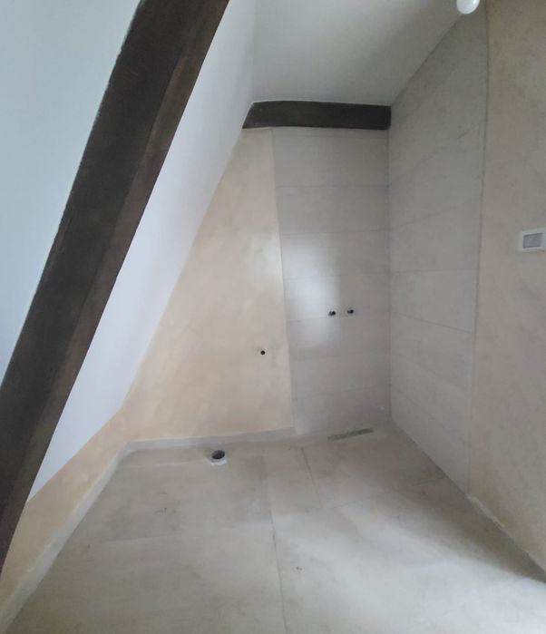 Vând cabana A-frame Damis