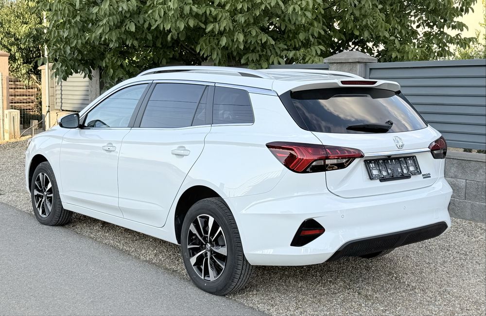 MG 5  2023  Electric.