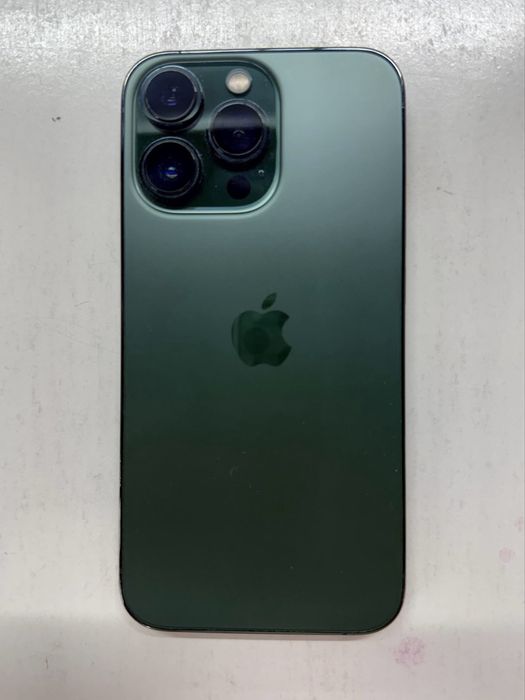 Iphone 13 pro Green