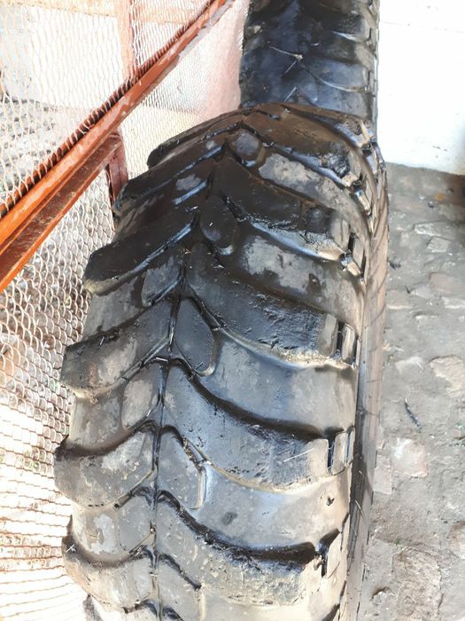 Шины Продаются от Грузовых автомобилей