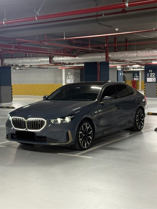 bmw i5 Luxury full
