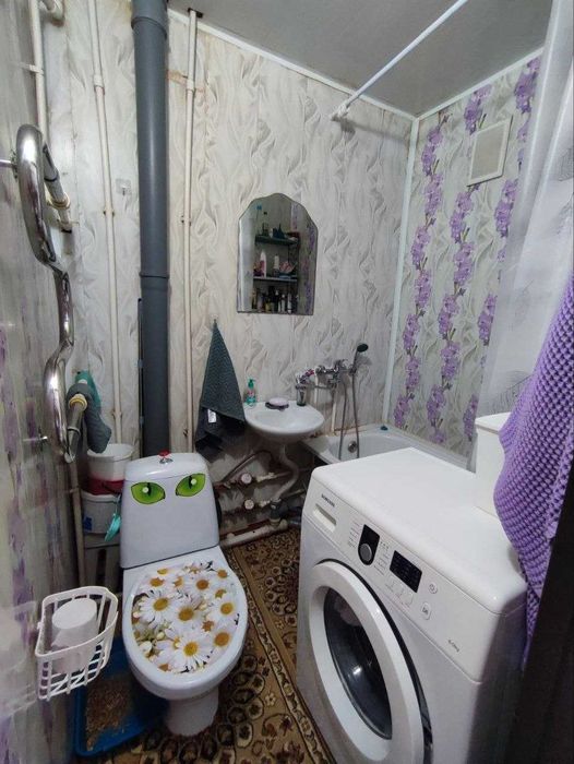 Продам двушку ДК Строитель с ремонтом