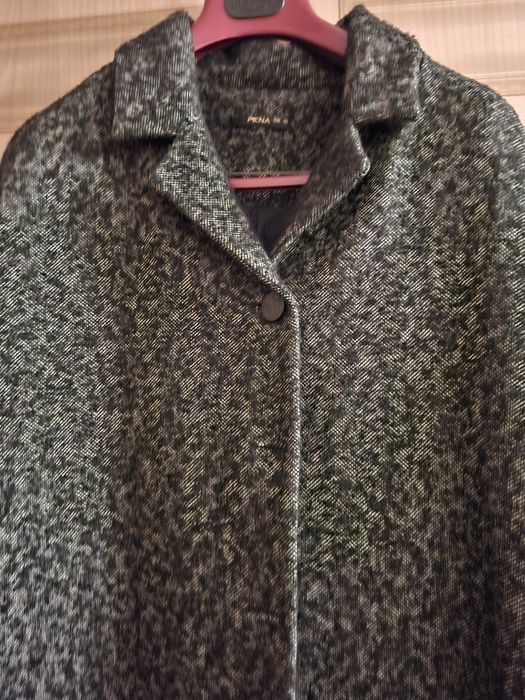 Продаю демисезонное пальто