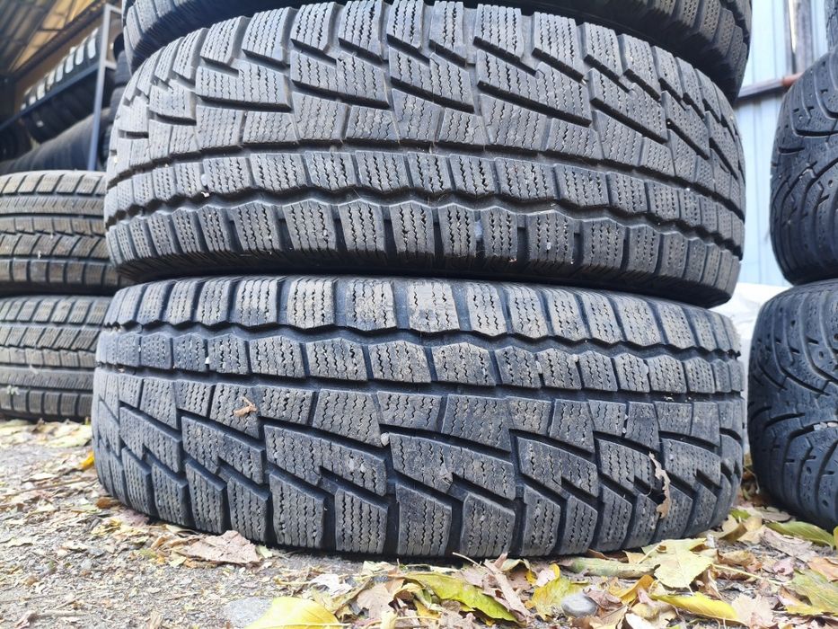 215 70 R16 Пара 2шт. Зима Шины