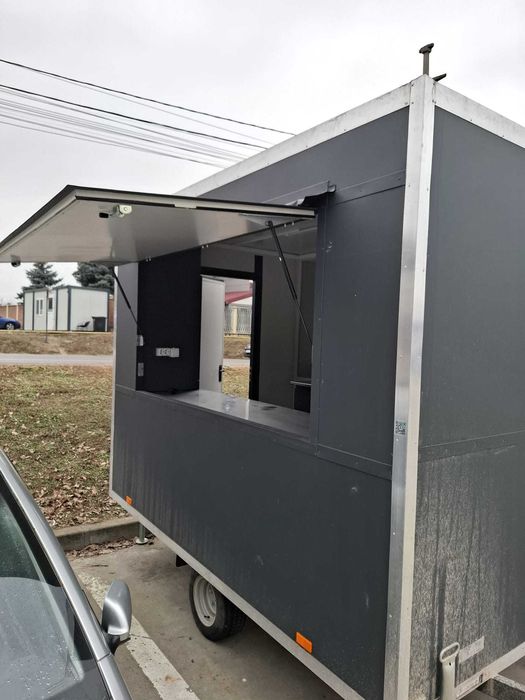 Rulota food noua, nefolosita, mobilata si inmatriculata!