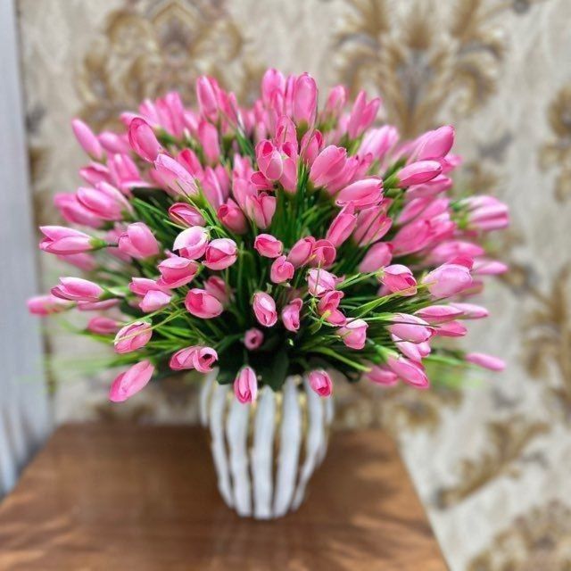 Sun'iy gullar dekorativ