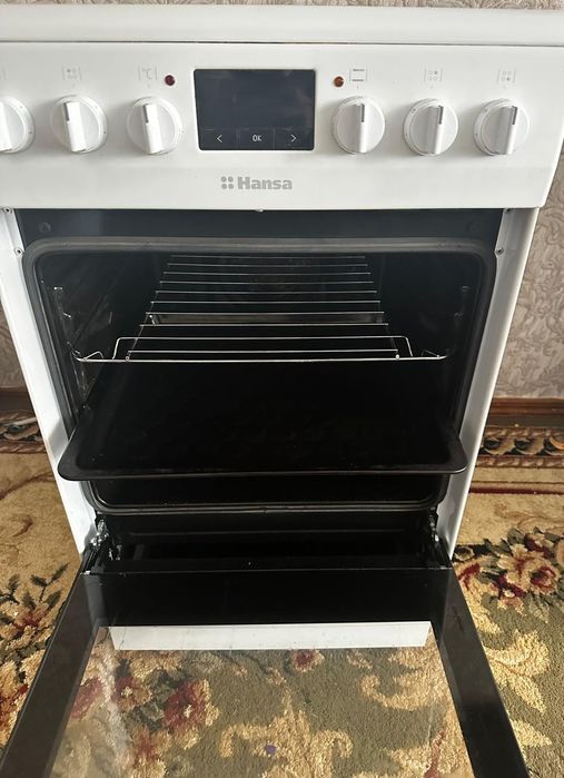 Электрическая плита Hansa