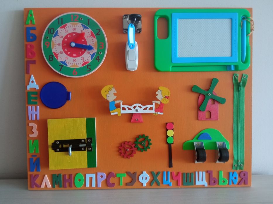 Образователна дъска бизиборд busy board