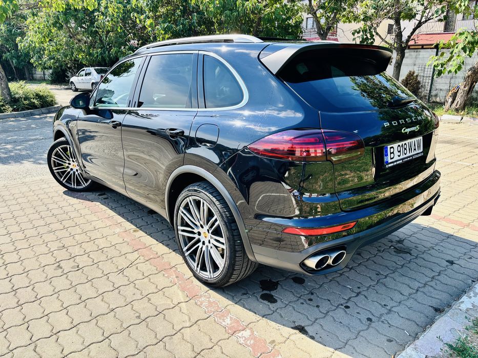 PORSCHE Cayenne 2015 — imagine 3