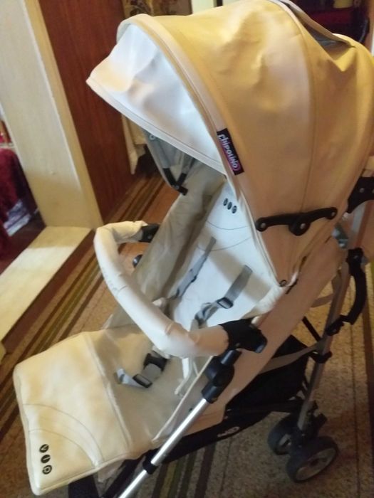 Количка бяла лятна