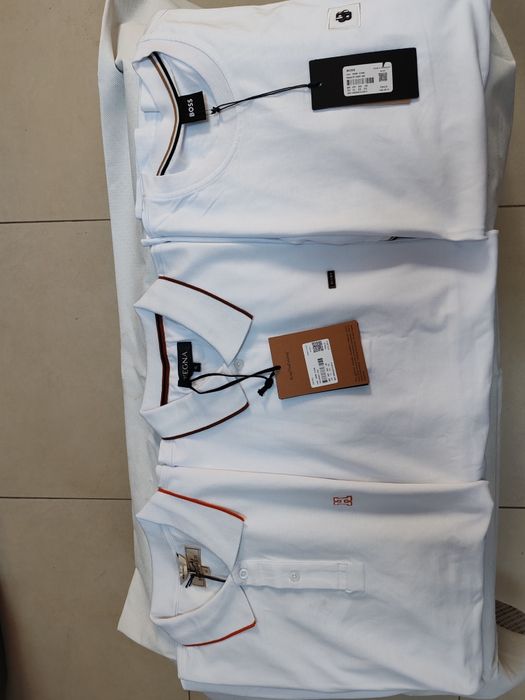 Vind Tricouri original