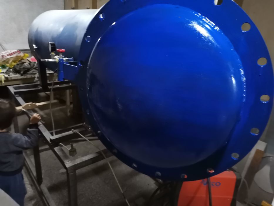 ИЗРАБОТВАМ Пастьоризатори за сирене и мляко и автоклави за консерви