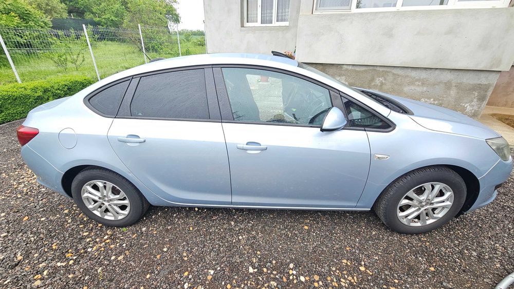 Opel Astra J 1.4 Turbo