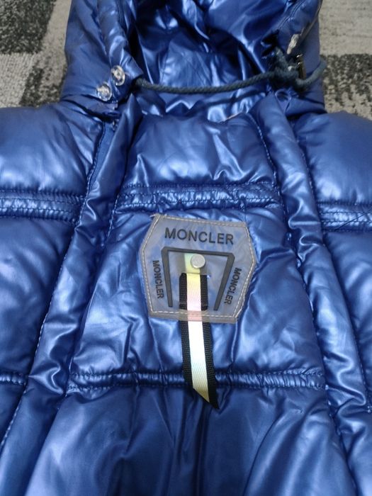 Продам детский зимнии комбинезон