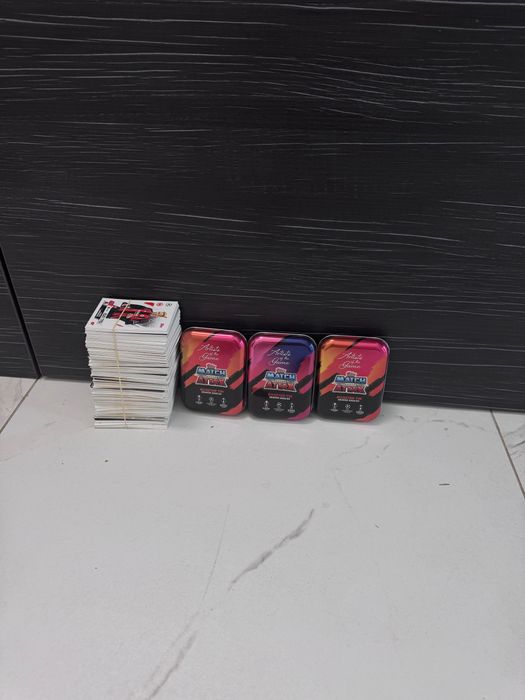 Футболни карти на match attax 2022