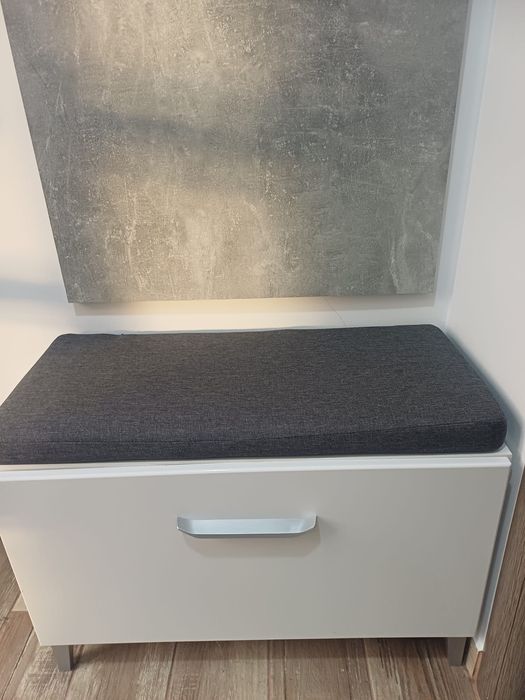 Vând set Cuier +pantofar