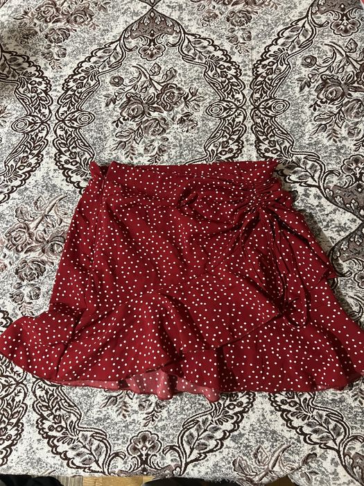 Дамска къса червена пола