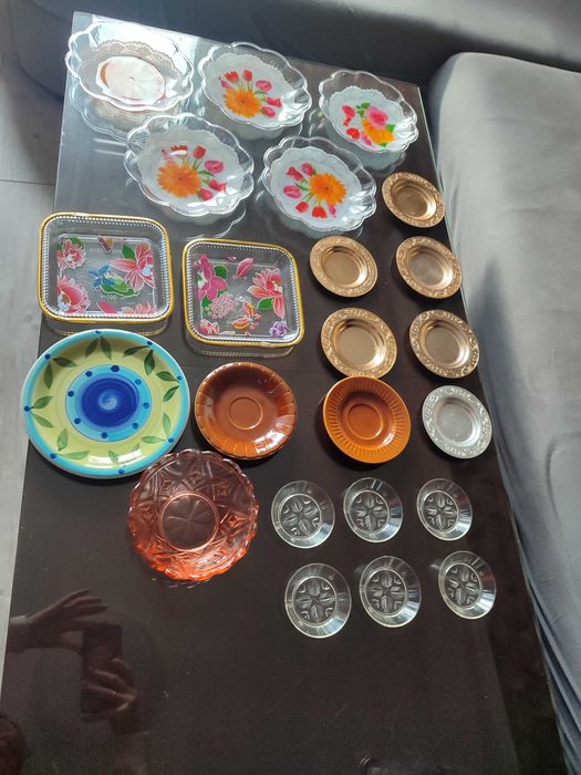 Комплект тъклени чинии