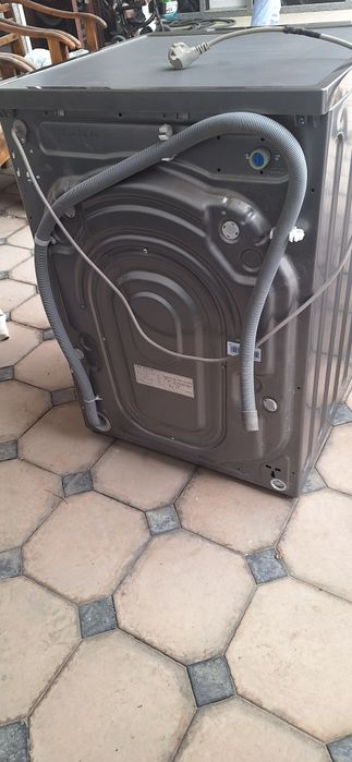 Стиралная машина два в одном Toshiba 12/8кг