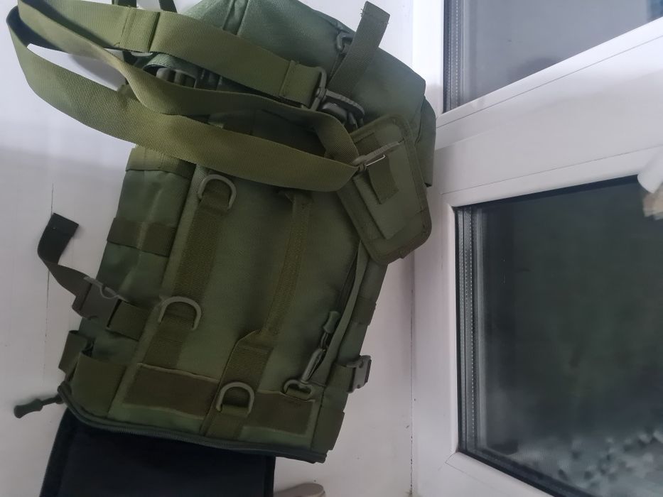 Продам рюкзак (сумка, портфель)