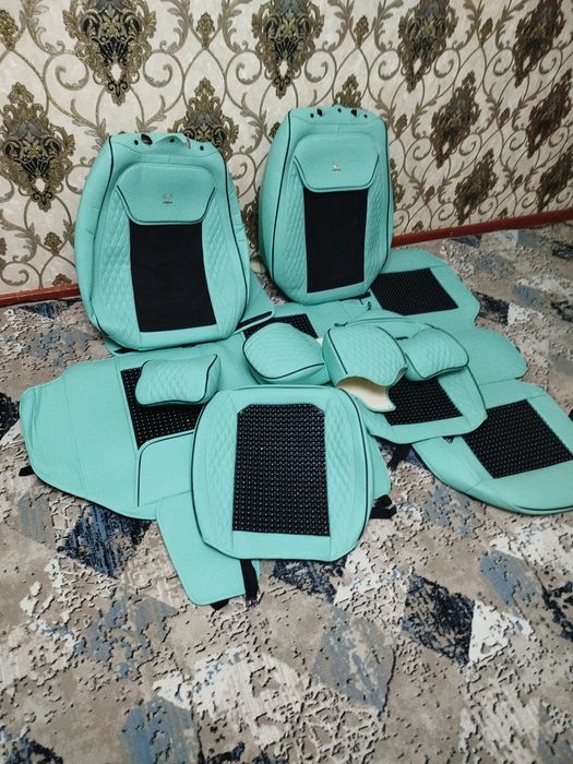 Chehol Cherry koʻk rangda