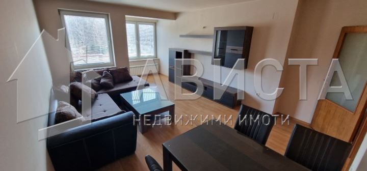 Дава се под наем Двустаен апартамент в София, Лозенец - 73 кв.м за 700 € - Снимка #2