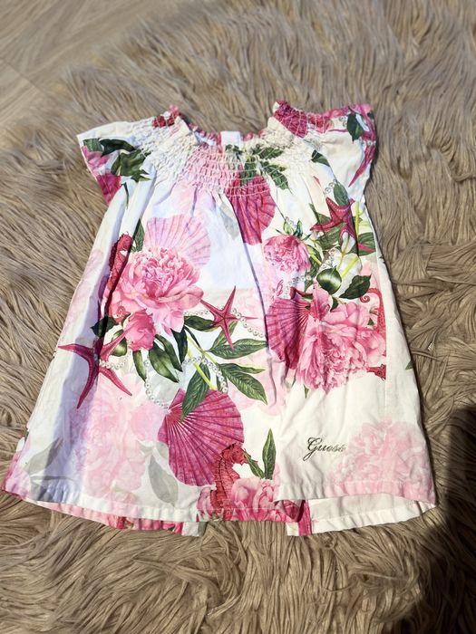 Hăinuțe fetite foarte puțin folosite !