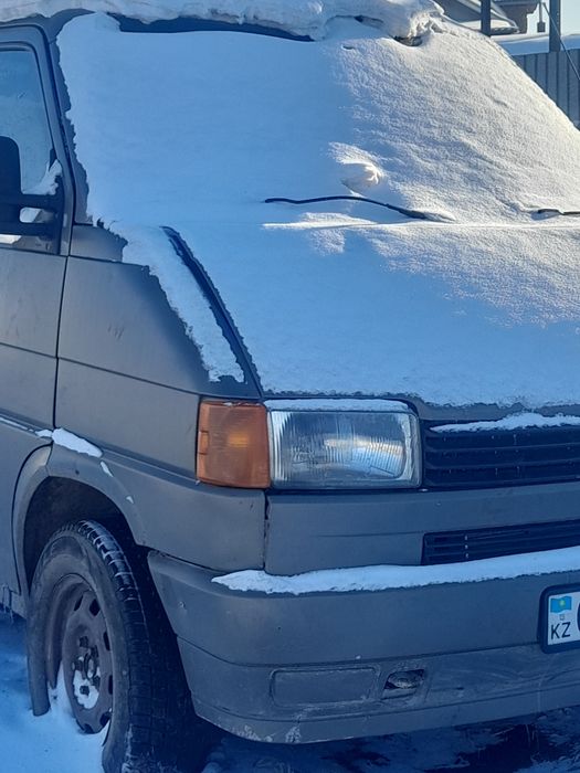 Продам 2литровыи