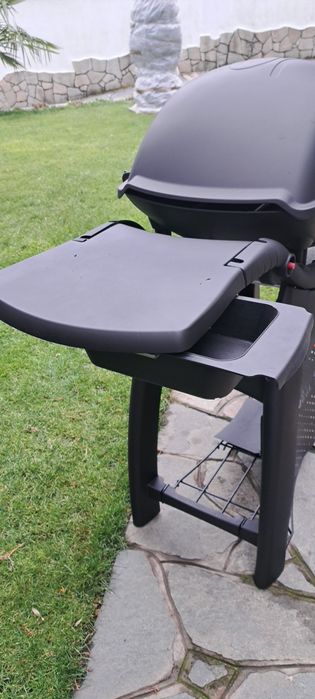 Газово барбекю Weber Q320 с чисто нови скари и горелки0
