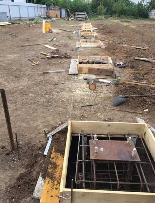 Vând structuri metalice și hale complete