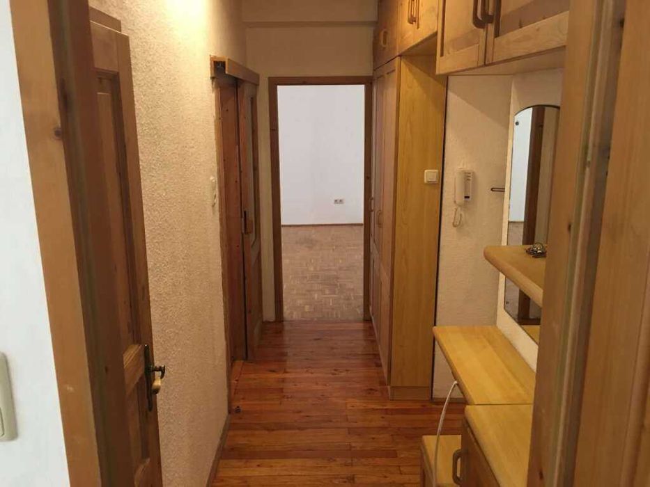 Дава се под наем Двустаен апартамент в София, Зона Б-5 - 55 кв.м за 510 € - Снимка #3