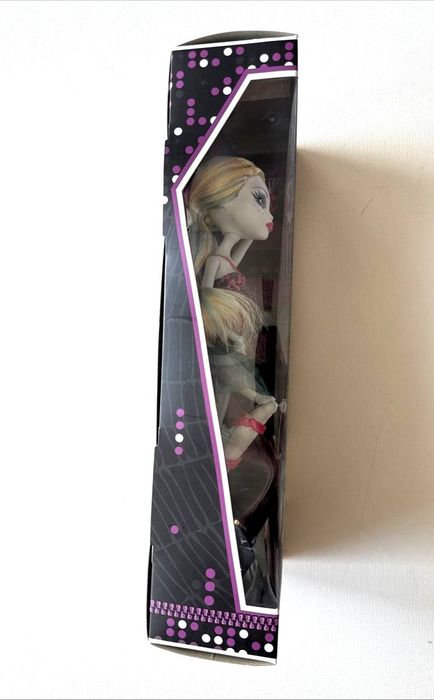 Лагуна Monster high