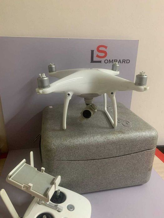 Дрон DJI Phantom 4 / СА65371