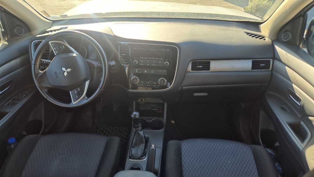 Mitsubishi Outlander 2014г 2.2DI-D 4x4-на части