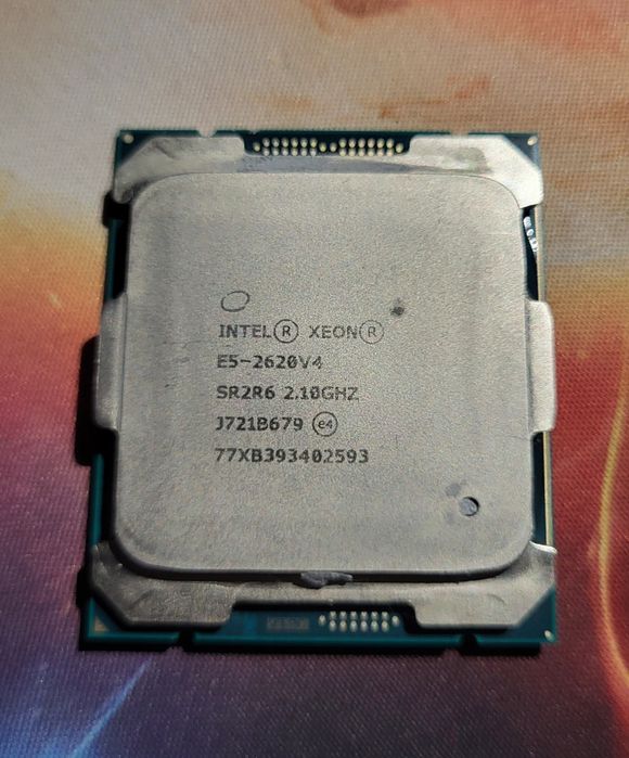 Procesoare Intel Xeon LGA2011-v3 – E5-1620 v3 / E5-2620 v4