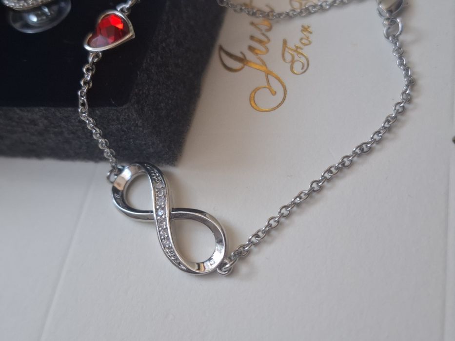 Елегантен комплкет бижута Гривна с обеци