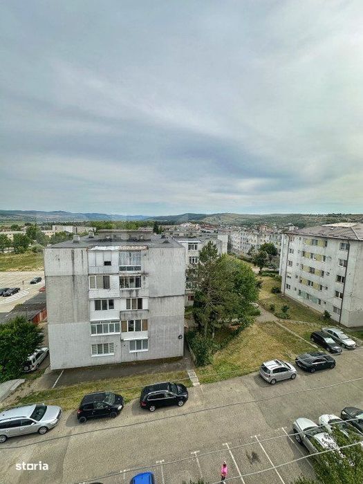 Apartament de 2 camere, priveliste panoramica,luminos si bine comparti — fotografia 2
